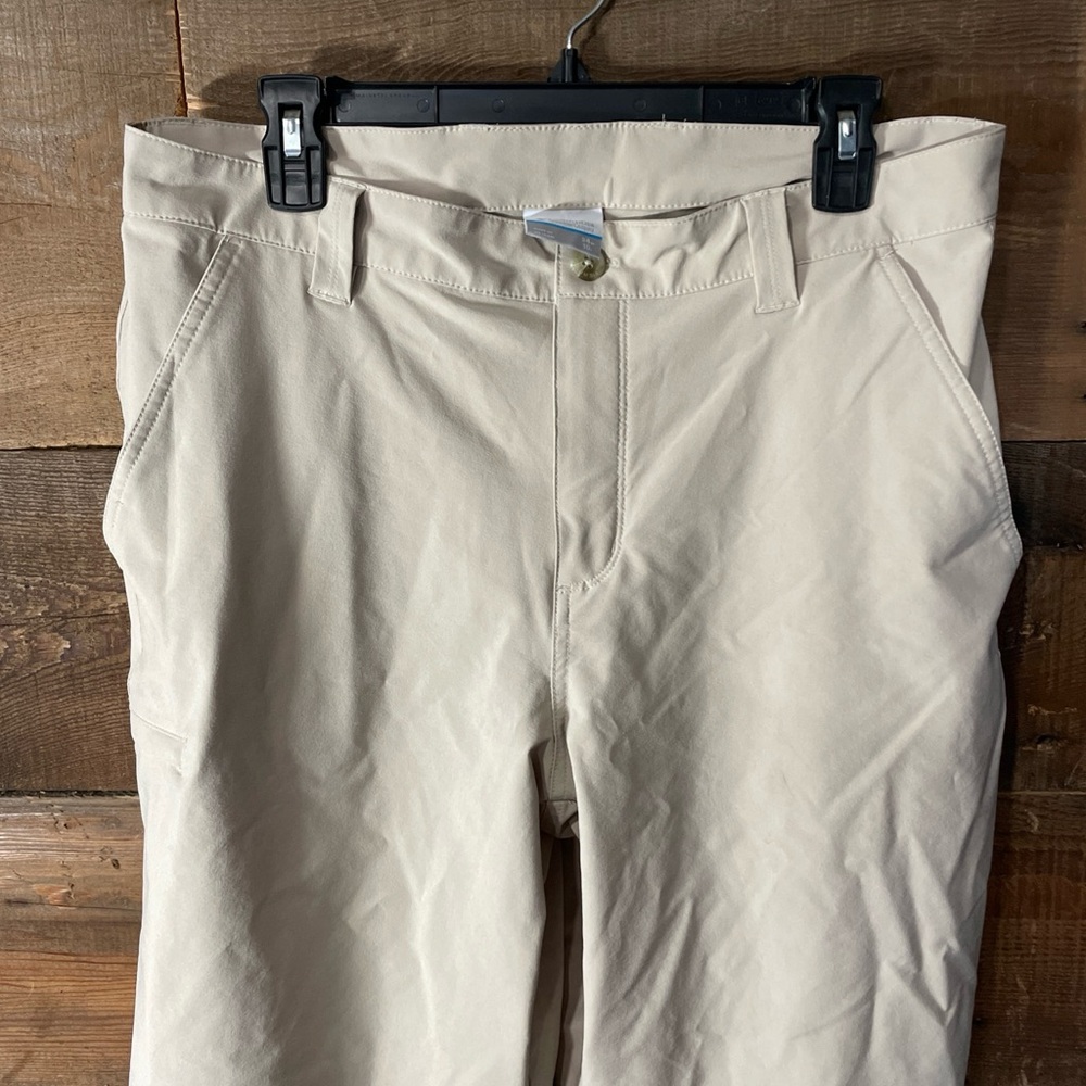 Columbia Men's Tan PFG Chinos Size 34